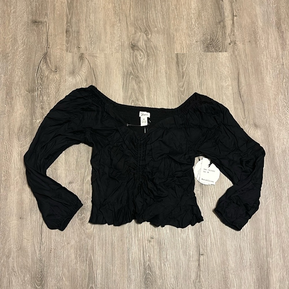 Black ruched women’s top